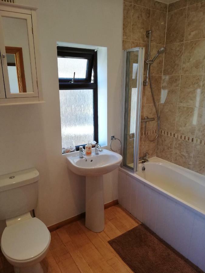 Nice Rooms in Queen House Clay Cross Buitenkant foto